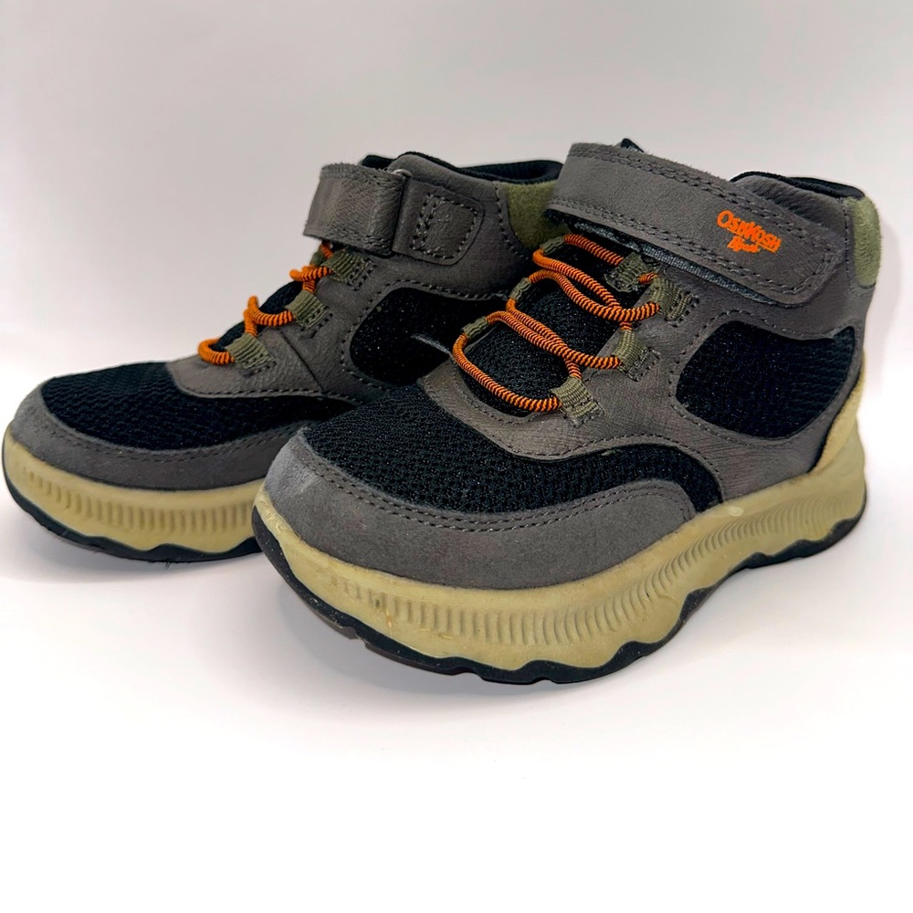 Toddler Little Boys OshKosh B’gosh boots